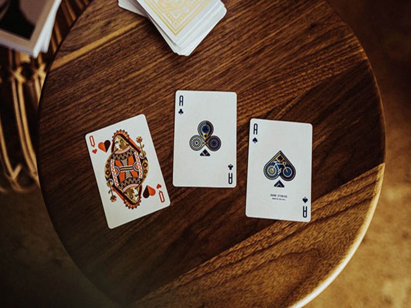 Cẩn thận khi chơi game bài liêng